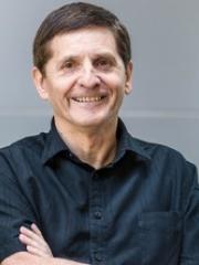 Professor David - Australian Diseases Research - of Queensland